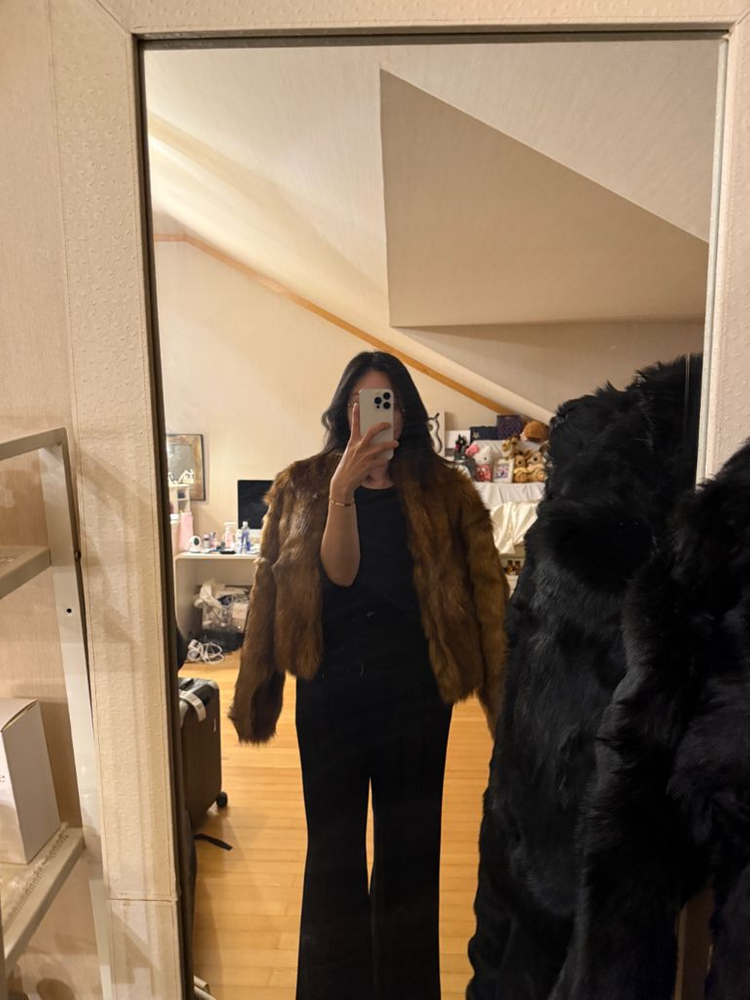 (교환가능)Khy 카일리제너 폭스퍼자켓--0