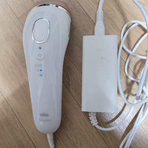 브라운 실크 엑스퍼트 IPL 레이저 제모기(택배포함)