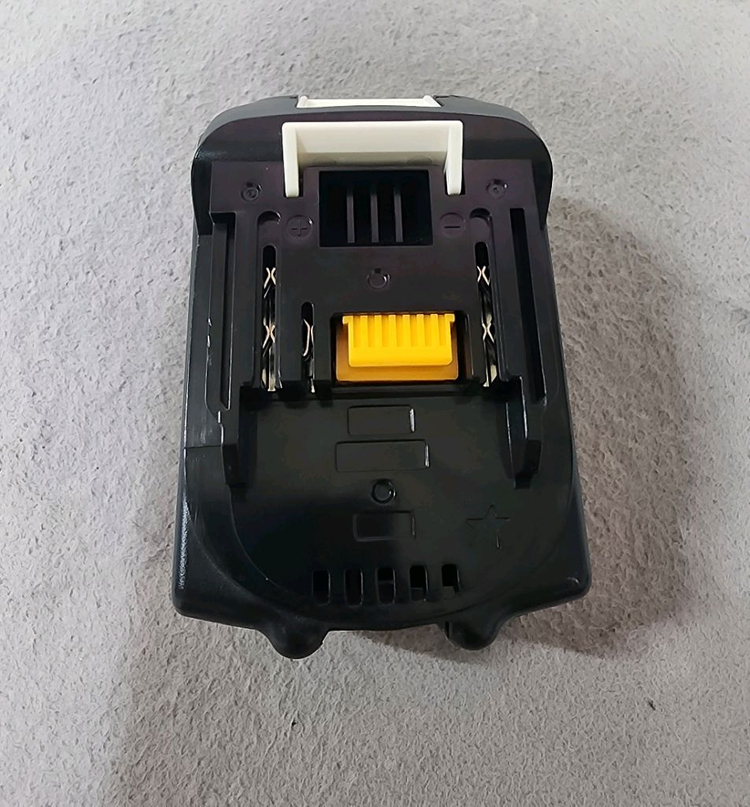 마끼다 호환 배터리 팝니다--1