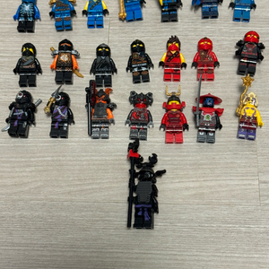 레고 닌자고 미니피규어 22종