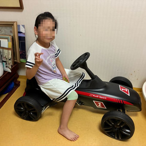 아우디 스포츠 킥바이크 유아 자동차형 자전거