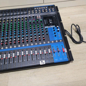 Yamaha MG16XU 믹서팝니다
