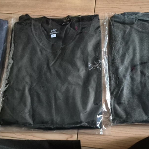 아크텍릭스 티셔츠 새상품 L사이즈 장당가격 택포가