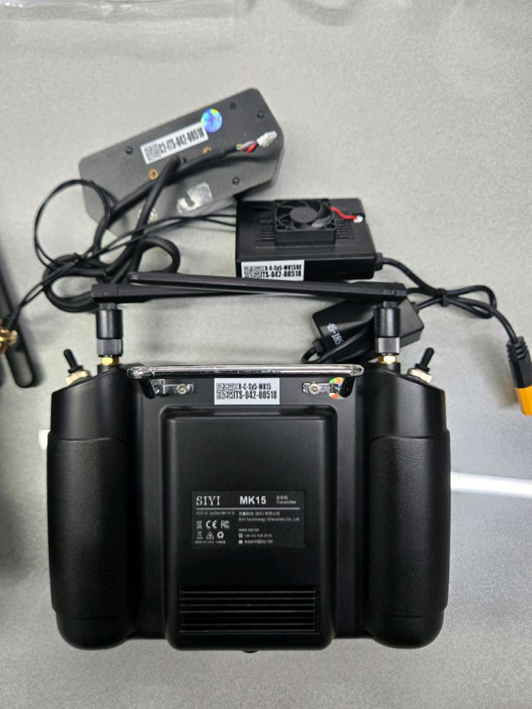 정식 수입한 SIYI MK15 농업용 조종기--3