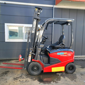 신차급 니찌유 80시리즈 1.5톤 전동지게차 판매