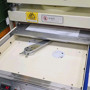 한국산업 톰슨기 도무송기 500 700 이미지