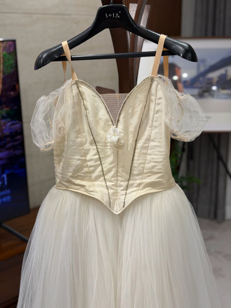 발레의상 판매합니다.--0