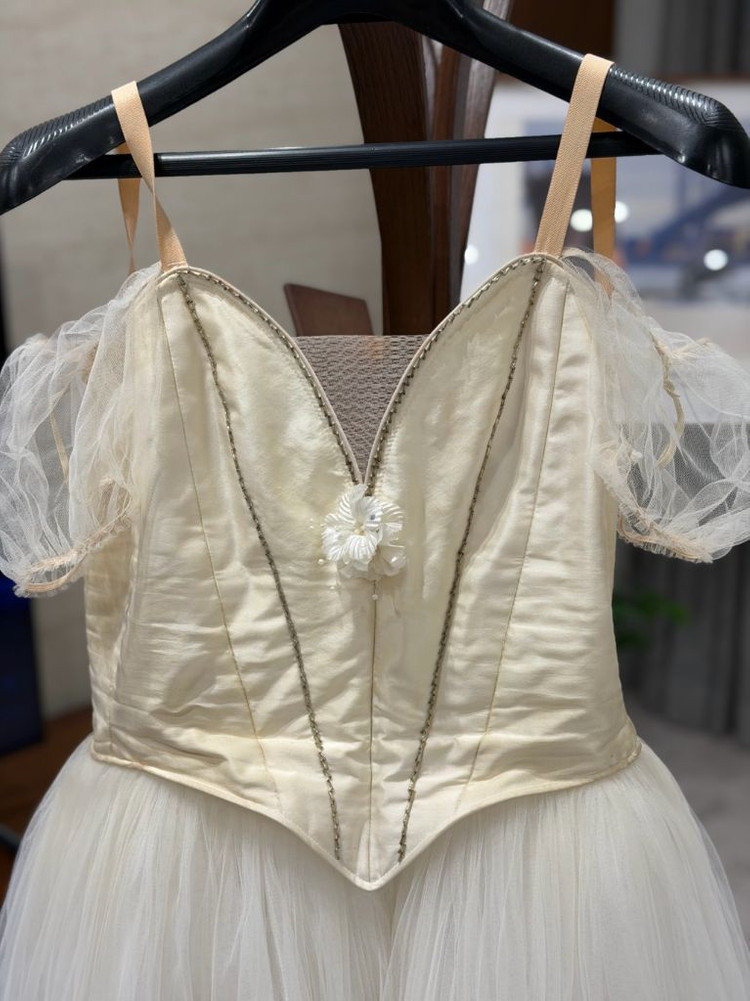 발레의상 판매합니다.--2