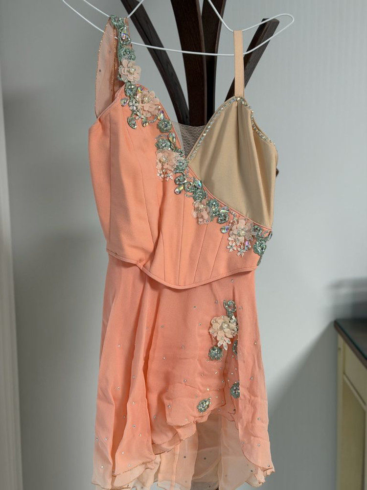 발레의상 판매합니다.--0