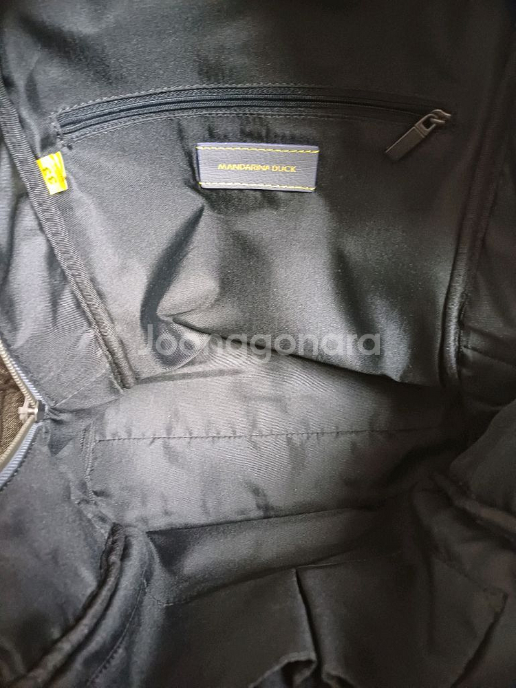 만다리나덕 가죽 백팩 회색--5