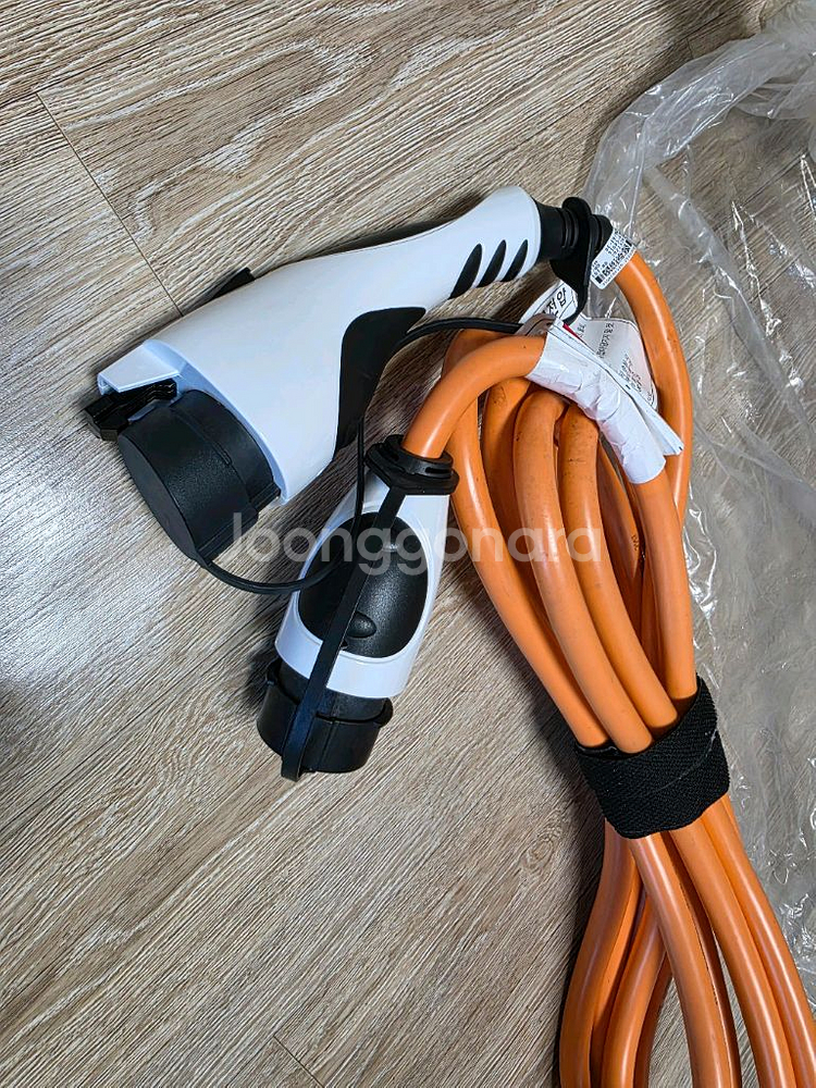 벤츠전기차 충전 케이블--1