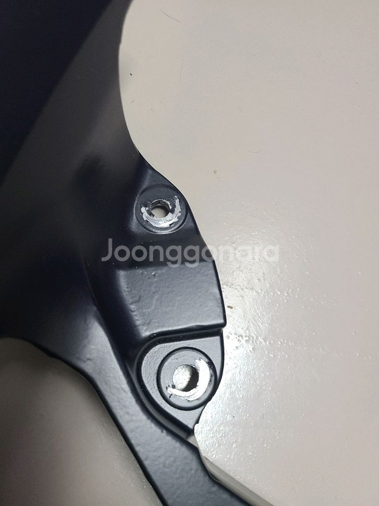 새상품급 엔맥스 탑박스 리다이 브라켓 팝니다.--2