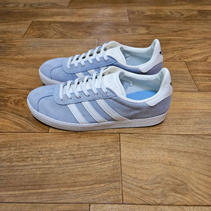 아디다스 가젤 블루 던 240