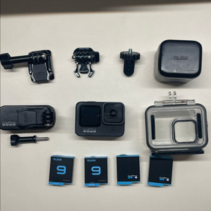 고프로9 +배터리4개+핫슈4개+배터리충전케이스 이미지