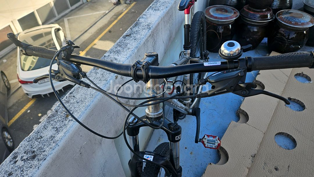 티타니아 티타늄 26인치 산악자전거--3