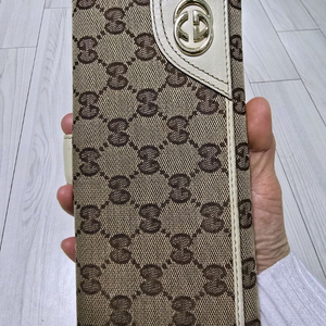 구찌 181593 장지갑 정품 운포