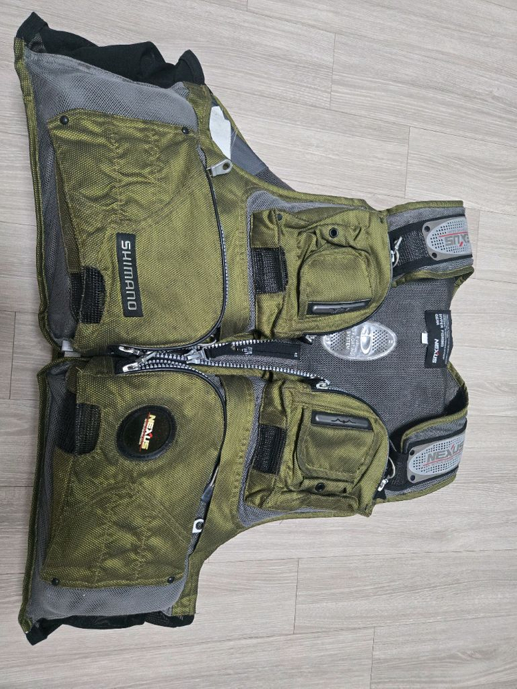 시마노 낚시복 구명복팝니다 이미지