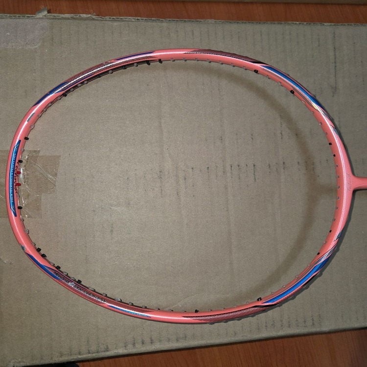 배드민턴 라켓 팝니다--2