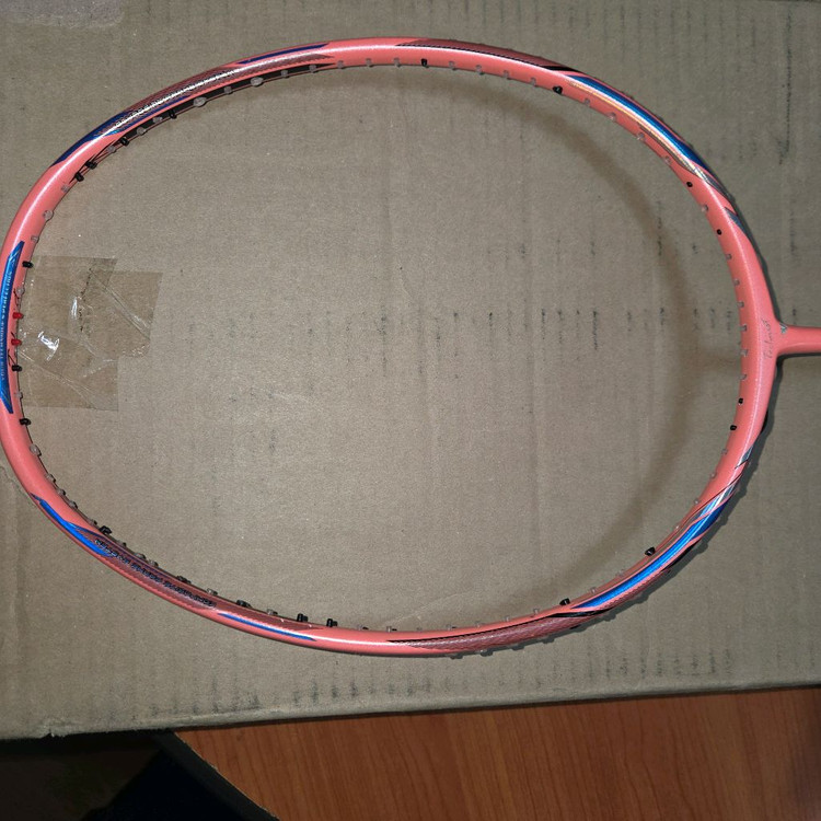 배드민턴 라켓 팝니다--3