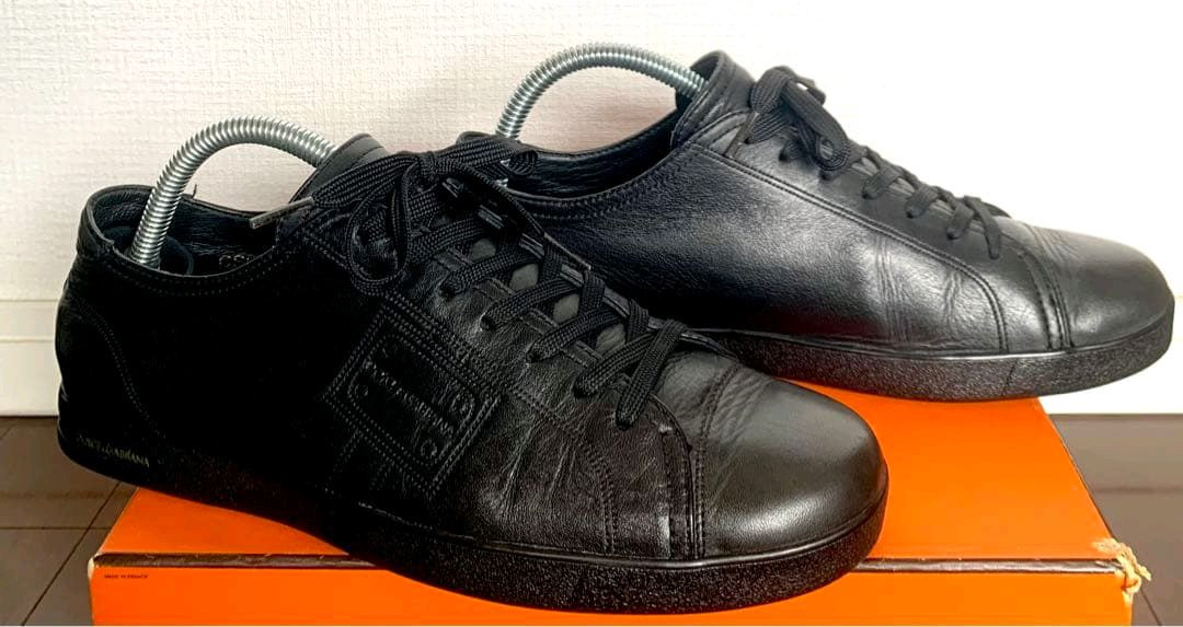 돌체앤가바나 남자 블랙 가죽 스니커즈 (275)--4