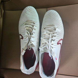 나이키 티엠포 레전드 10 엘리트 FG 축구화 290mm 판매해요!