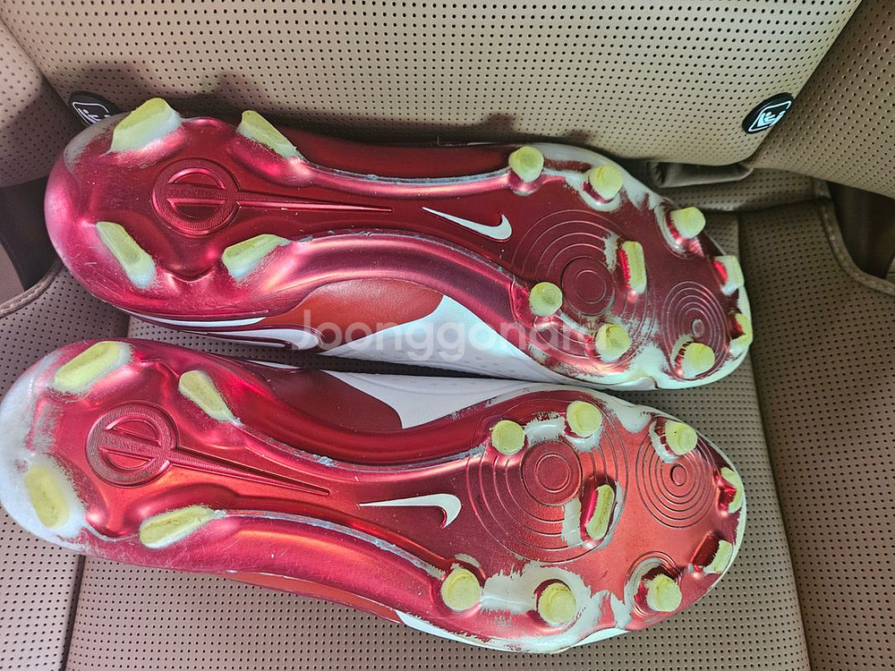 나이키 티엠포 레전드 10 엘리트 FG 축구화 290mm 판매해요!--2