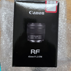 캐논 RF 45mm F1.2 STM 렌즈