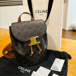 셀린느가방(셀린느 트리옹프 보니 백팩)