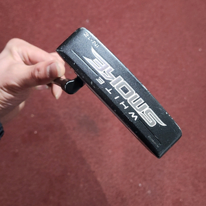 테일러메이드 화이트 스모크 퍼터