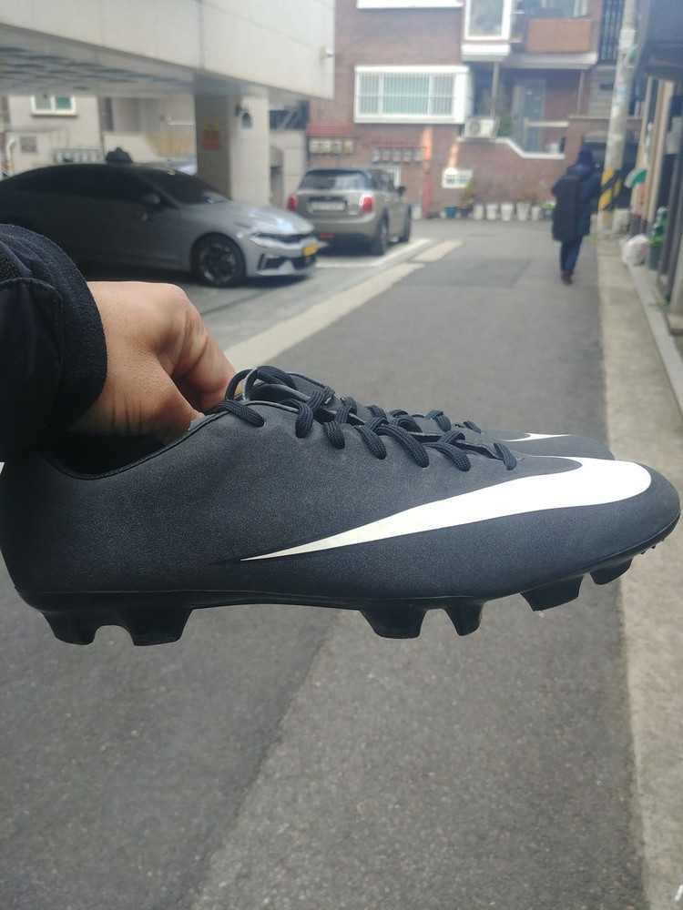 나이키 머큐리얼 베이퍼 11 hg 블랙 275m 이미지