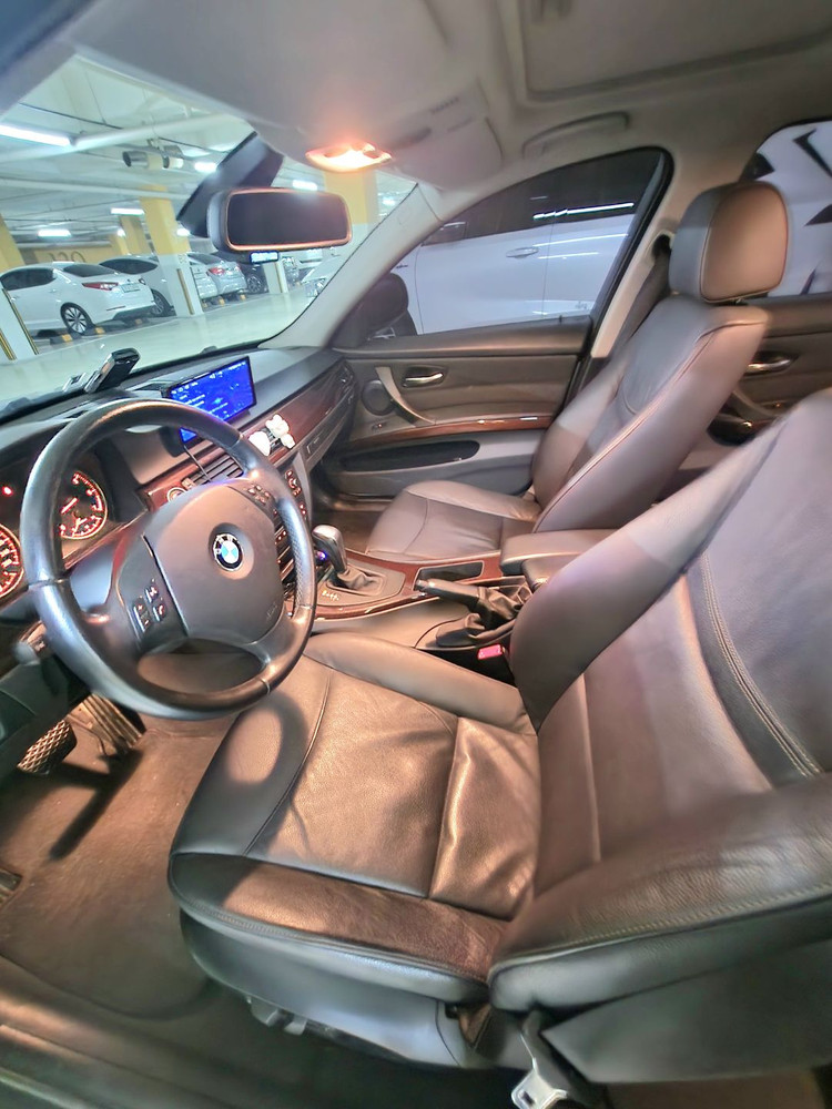 중형 세단 (BMW 3시리즈 E90 320i)--5