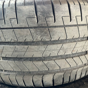 275-40-19 피렐리 피제로 pz4 2본 판매