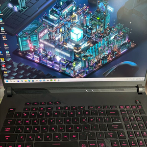 ASUS 18인치 13980HX 4070 DDR 5 64GB SSD 512GB