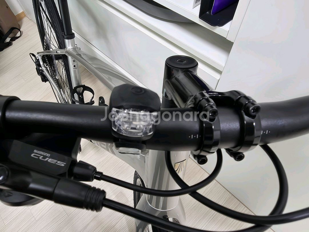 26년형 미개봉 트렉 FX3 하이브리드 MTB 자전거--2