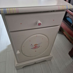 가가홈앤차일드 갤러리침대협탁 공주 키덜트 가구