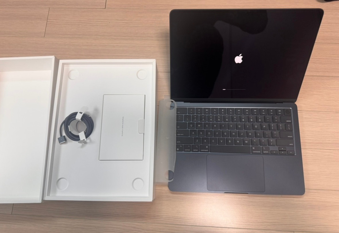 맥북에어 m2 13인치 16g/256gb 미드나이트 (거의새거)--1