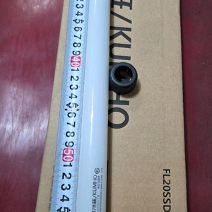 번개표 주광색 형광등 20w 이미지