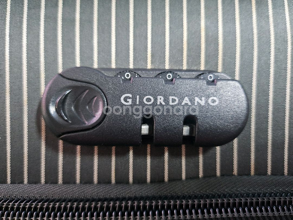 여행용캐리어 화물용가방 26인치 판매합니다--3