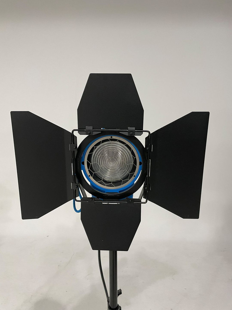 arri 아리 텅스텐 조명 판매합니다. (1000w 2개)--2