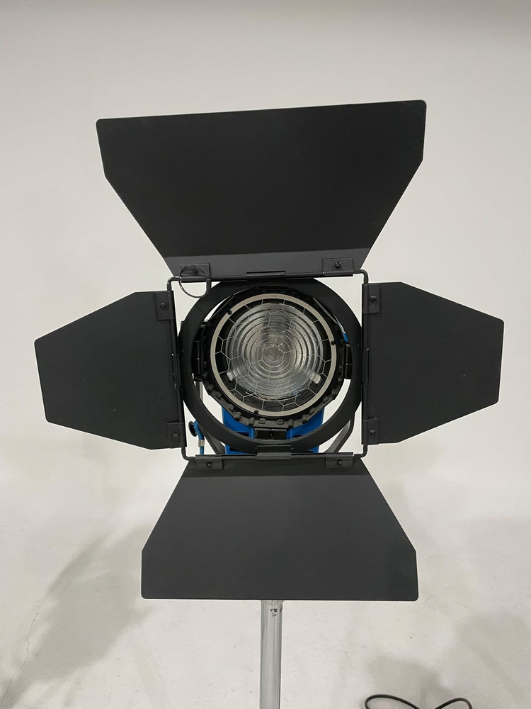 arri 아리 텅스텐 조명 판매합니다. (1000w 2개)--3