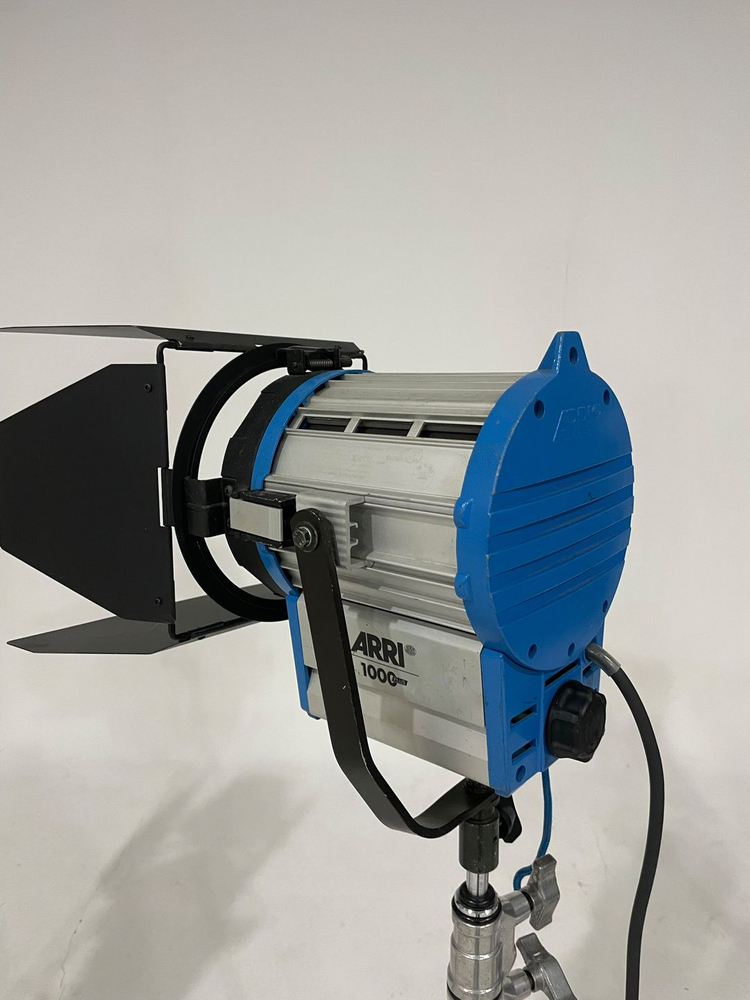 arri 아리 텅스텐 조명 판매합니다. (1000w 2개)--4