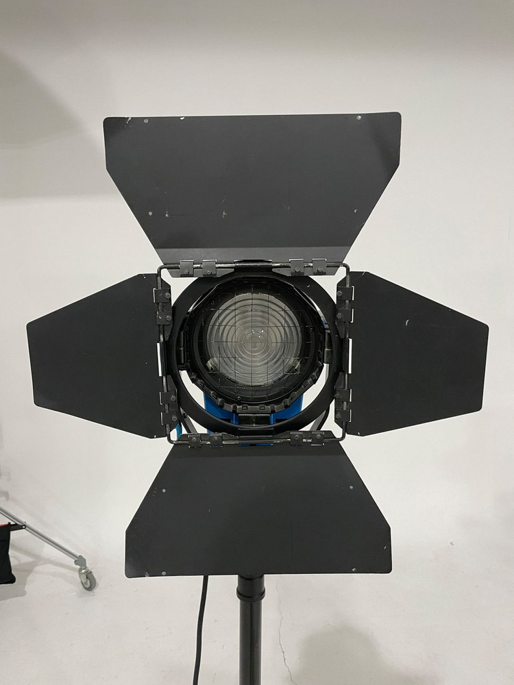 arri 아리 텅스텐 조명 판매합니다. (1000w 2개)--6