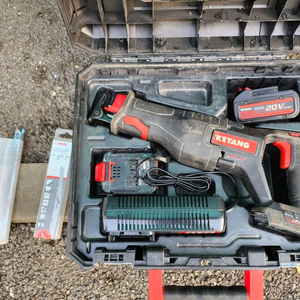 계양 RS20BLH-30V 무선 멀티 만능 컷소