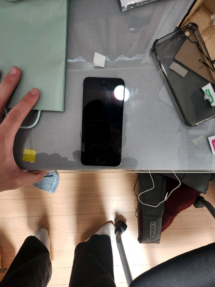 아이폰 SE1 스페이스그레이 이미지