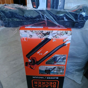 블랙앤데커 40V 송풍기 세트(흡입 겸용) 미사용품 이미지