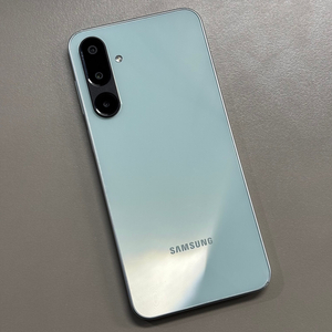 (포르쉐)갤럭시 와이드8 민트색상 128용량 25년8월개통 미파손 무잔상 정상해지 공기계 16만 판매합니다