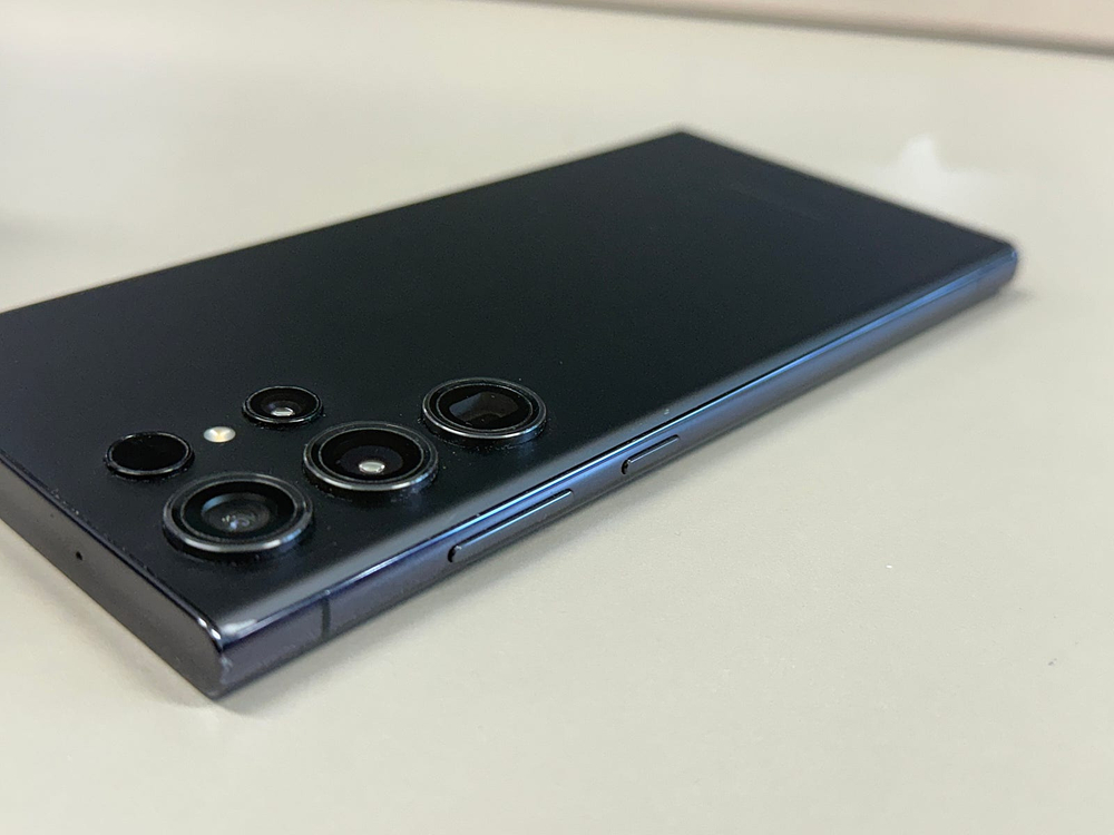 포르쉐)갤럭시S23울트라 블랙 256G 검수완료 정상작동 단말기 24년1월개통 35만원 판매해요--5