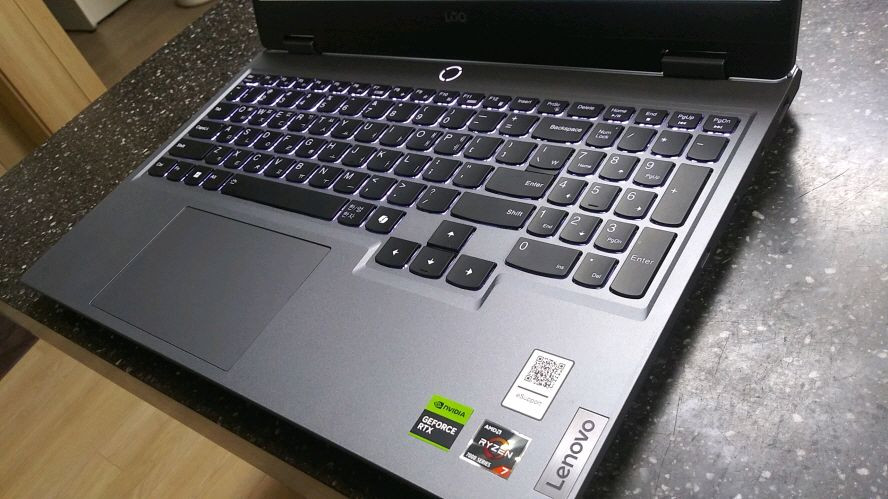 레노버 최신형 LOQ 라이젠7 게이밍 노트북/RTX4060--2