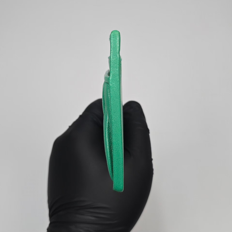 미우미우 마테라쎄 카드지갑 이미지