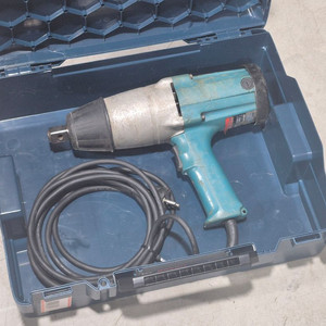 마끼다 3/4" 전기임팩렌치 (makita 6906) 중고 팝니다 이미지